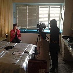 filming_experts_pushing_motherhood_a_documentary_film_about_the_choice_of_delaying_motherhood_and_its_consequences_and_benefits